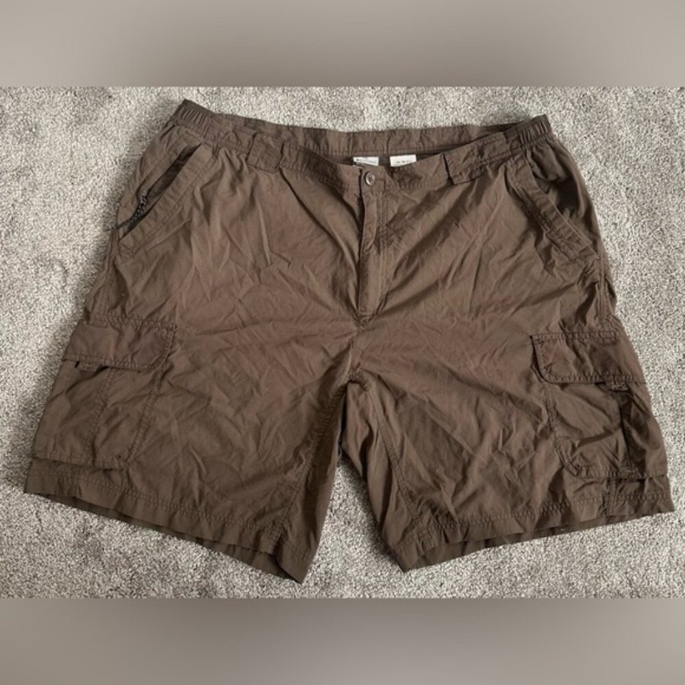 Columbia Mens Titanium Omni Dry Brown Tan Shorts Size XXL Titanium Omni Dry